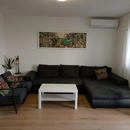 Apartment Island View 1 *