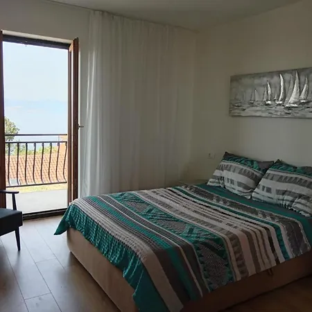 Island View 1 Apartment Novi Vinodolski