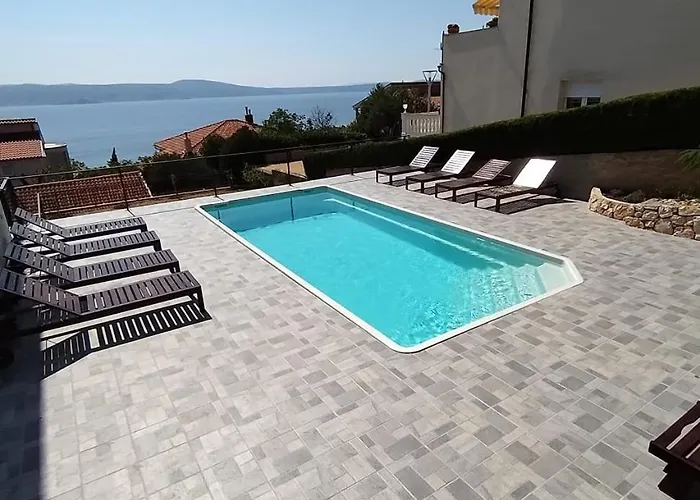 Island View 1